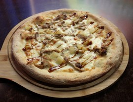 {{photo.Alt || photo.Description || 'Ананасовая курица'}}